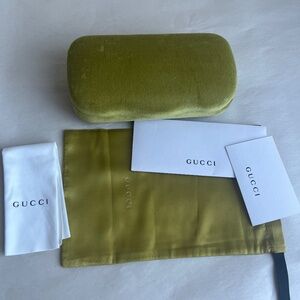 Gucci Sunglasses Eyeglasses Case Green Velvet Clamshell Lime Green Gucci Case